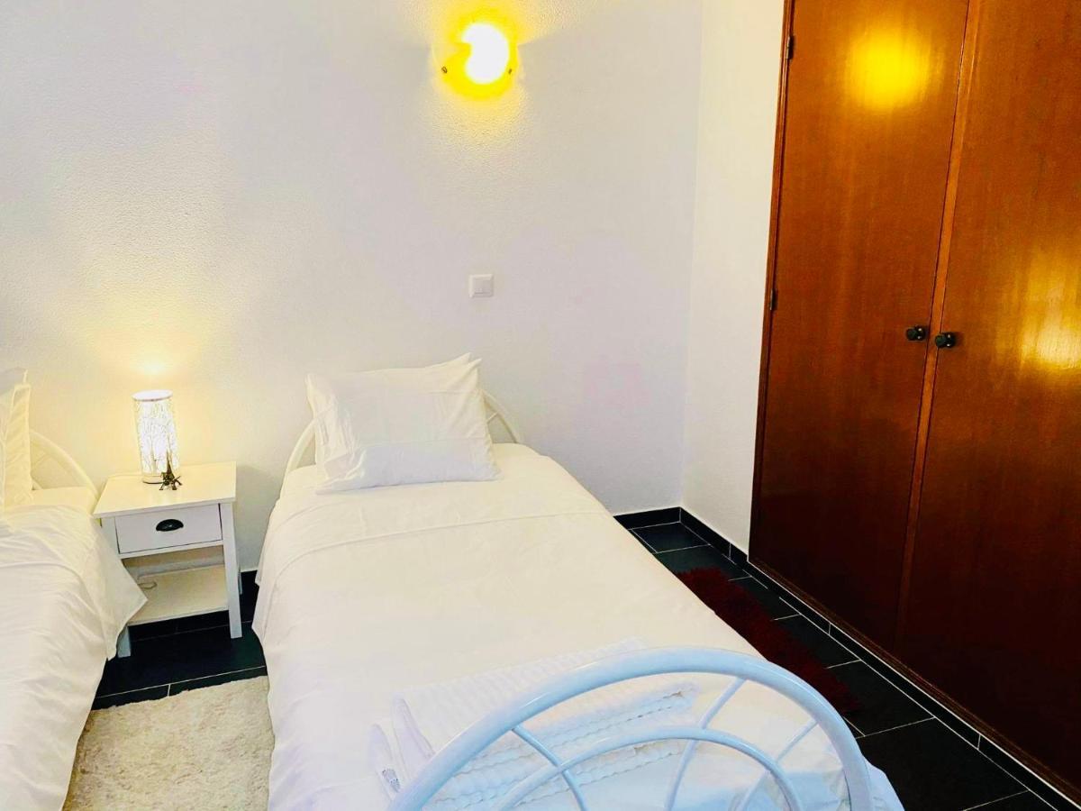Albufeira Beach Side Apartment Екстер'єр фото